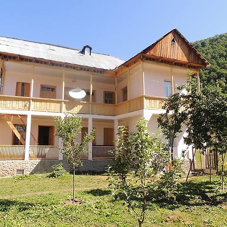 Mila Guest House Mazeri Екстериор снимка