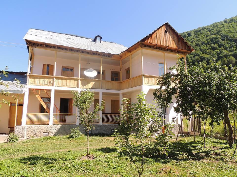 Mila Guest House Mazeri Екстериор снимка